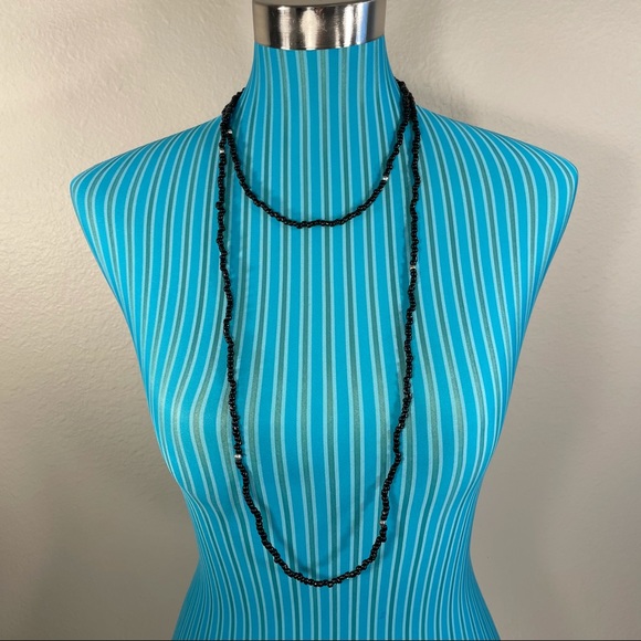 Bronze and black layered necklaces - Picture 4 of 16